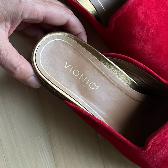 Vionic Willa Mule in Red Suede Leather 6 NWOB - Picture 7 of 15